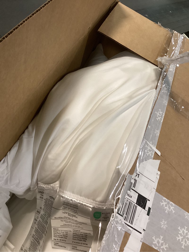 Condition photo showing As Is for Amazon Basics Down Alternative Pillow for Back Side Sleepers, Medium Density, Standard Size, 26" x 20", 2-Pack, White Standard (Pack of 2) Medium Pillow