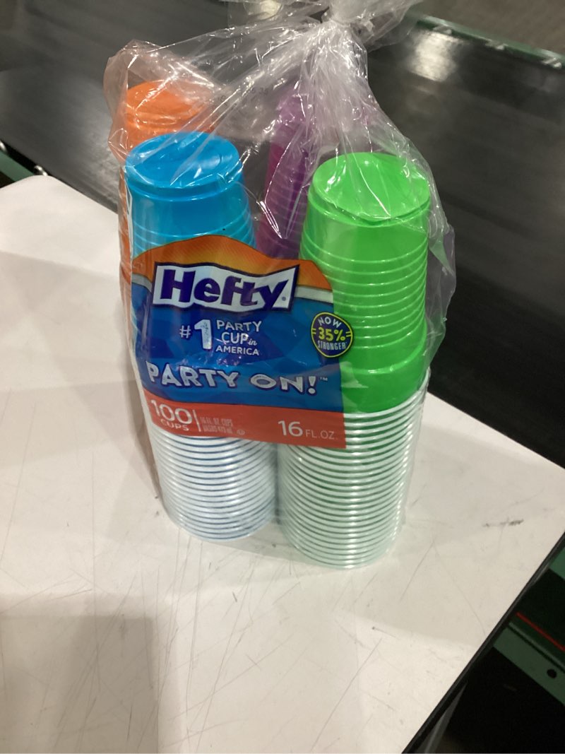 Hefty Party On! 100 cups assorted colors