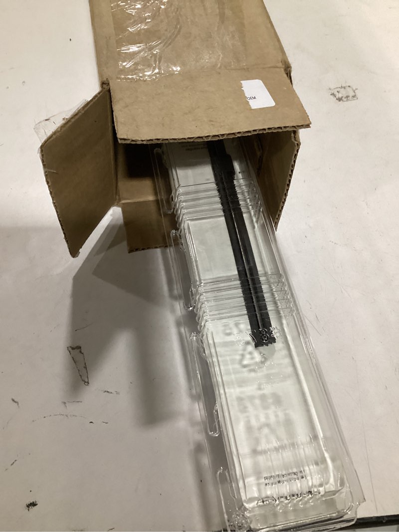 Condition photo showing Good Condition for subaru 2006-2007 tribeca front windshield wiper full blade set - soa591u326r, soa591u320r - genuine oem