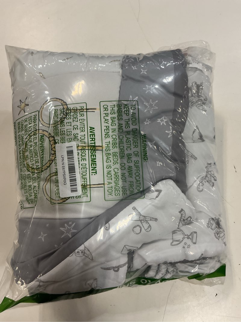 Condition photo showing Good Condition for warner brothers harry potter magical moments grey and white hogwarts 3 piece nursery mini crib bedding set - comforter and two fitted mini crib sheets