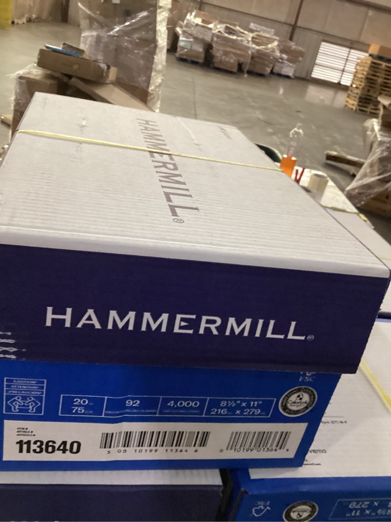 Condition photo showing New/Like New for hammermill printer paper, 20 lb copy, 8.5 x 11-8 ream (4,000 sheets) - 92 bright, made in the usa 8 ream | 8.5x11 | 4000 sheets letter (8.5 x 11)