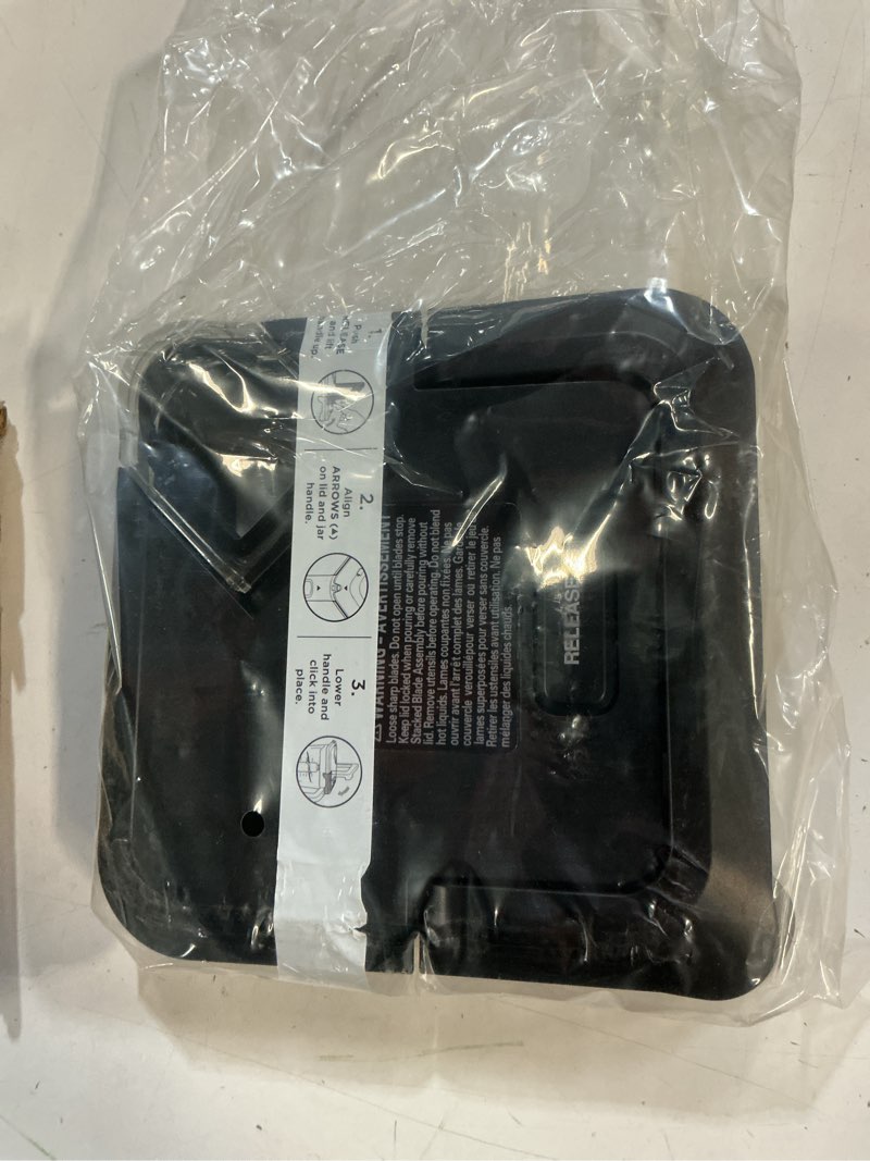 Condition photo showing Good Condition for lid replacement for ninja blender 72 oz pitcher, replacement parts top locking lid cover for ninja blender bl660 bl770 bl740 bl772q bl773cc0 bl665q, ninja new model food processor accessories bl660 bl770 series lid