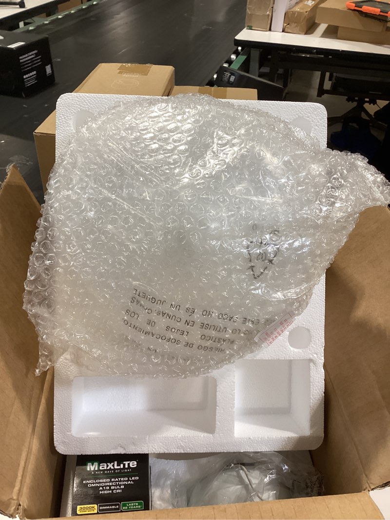 Condition photo showing Good Condition for progress lighting airpro collection one-light ceiling fan light white