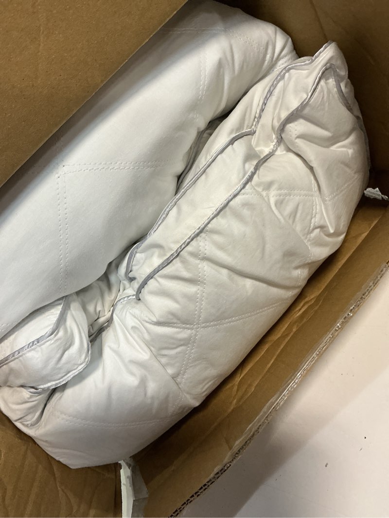 Condition photo showing Good Condition for puredown® made in usa goose feather down pillows, standard size set of 2, 100% cotton cover, bed feather pillows for sleepering brown standard (pack of 2)