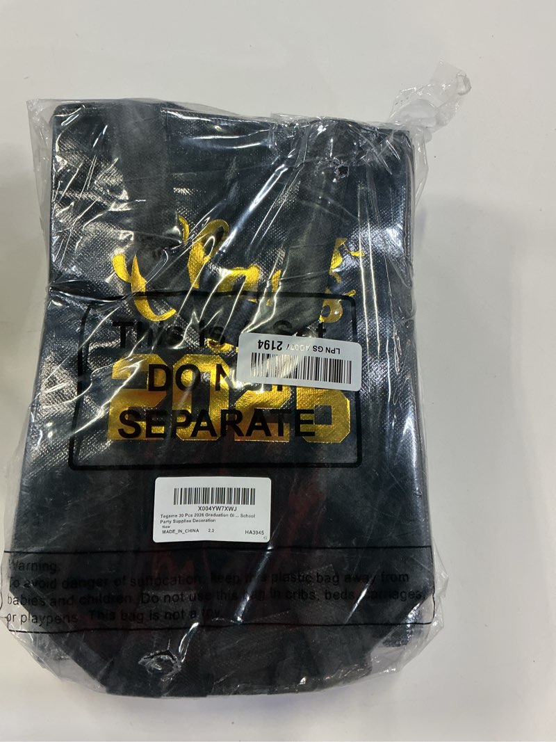 Condition photo showing Good Condition for tegeme 30 pcs class of 2026 graduation gift bags bulk non woven shinny tote bag with handles for graduate college high school(black, gold)