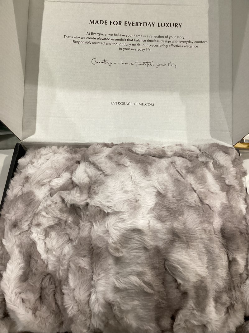Condition photo showing Good Condition for EverGrace Ultra Soft Luxury Fluffy Faux Rabbit Fur Throw Blanket, Thick Warm Bubble Throw for Bed, Cozy Plush Reversible Blankets for Couch, Chair, Sofa, Light Grey, 80x90 Inches Marble Grey 80"x90"