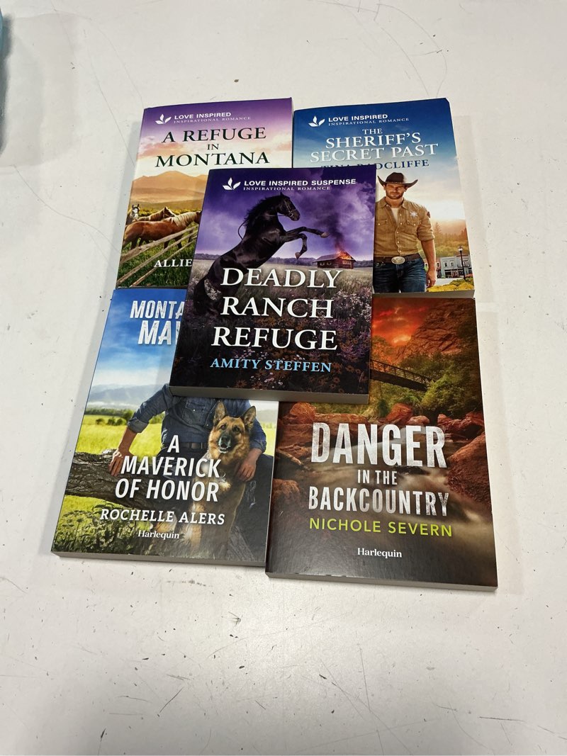 Condition photo showing New/Like New for assorted lot of books ( pack of 5) different styles of harlequin series romance books