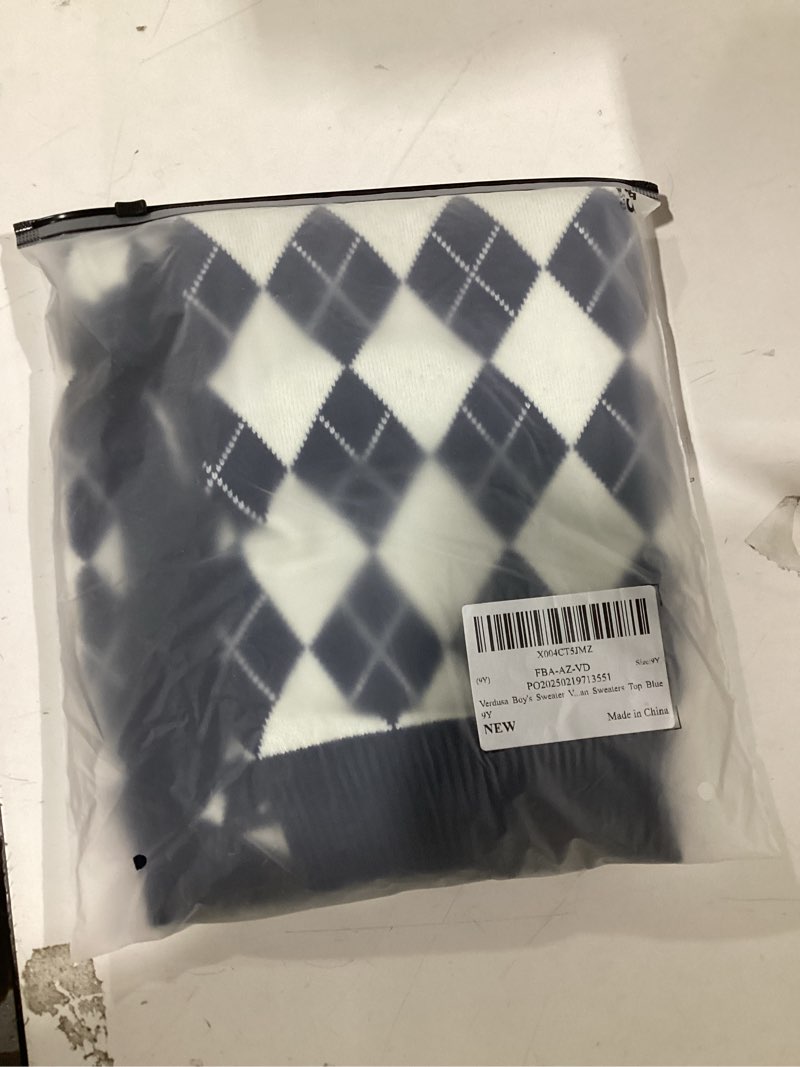 Condition photo showing New/Like New for Verdusa Boy's Sweater Vest Button Up Sleeveless Argyle Print Knit V Neck Cardigan Sweaters Top 8 Years Blue