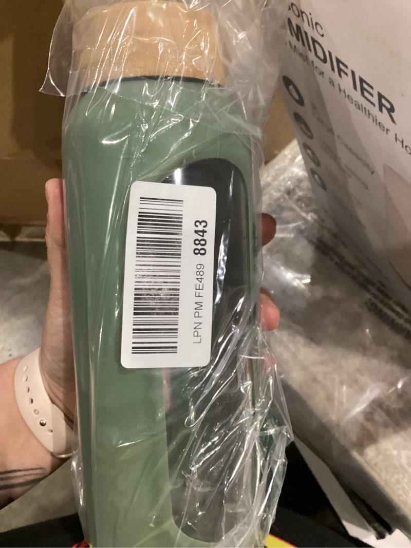 Condition photo showing New/Like New for 32 oz Glass Water Bottle, 1 Liter Glass Tumbler with Straw, Reusable Drinking Bottles with 2 Lids-Handle Lid&Bamboo Straw Lid, Silicone Sleeve, for Sports, Home,1 Pack-Olive Olive 32 Ounces