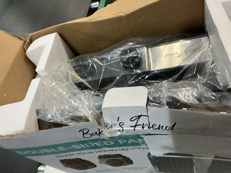 Condition photo showing Good Condition for Baker's Friend 4-slice Panini Press Grill Cheese Sandwich Maker, Electric Grill Indoor with Temperature Setting, Opens 180 Degrees, Dual Non-stick Surfaces, 4-circle Silicone Mold, Reversible Plates