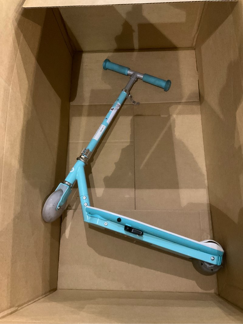 Condition photo showing As Is for Kids scooter