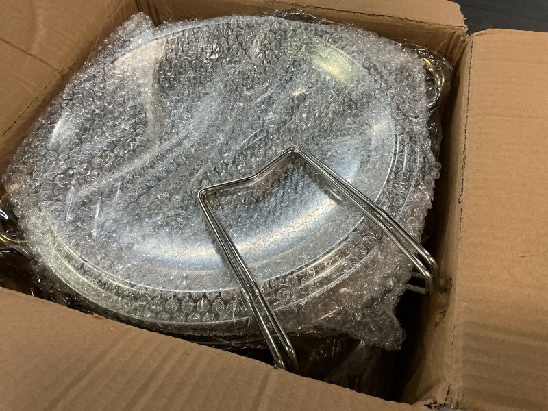 Condition photo showing Good Condition for chafing dishes for buffet 4 pack, 5qt round chafing dish buffet set stainless steel gold and silver chafing dishes, complete buffet warmer for catering events parties dinners 4pc