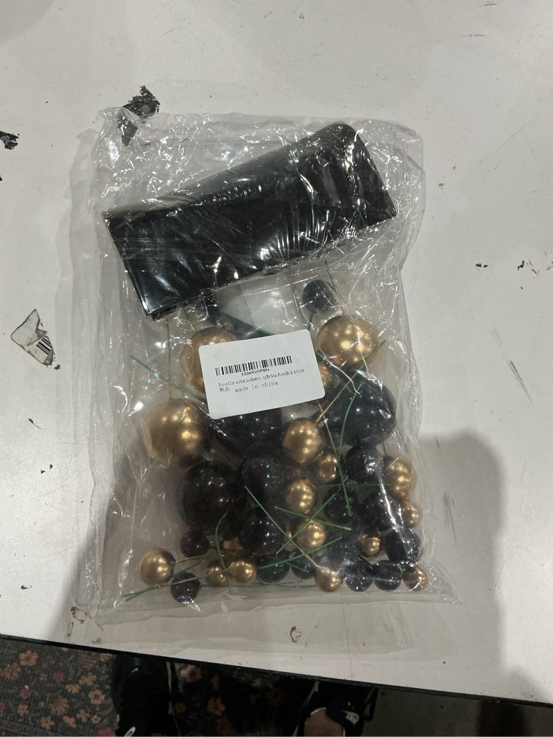 Condition photo showing As Is for class of 2026 graduation cake kit includ felt graduation cap,cake topper, cake balls decorations for wedding birthday party(black & gold)
