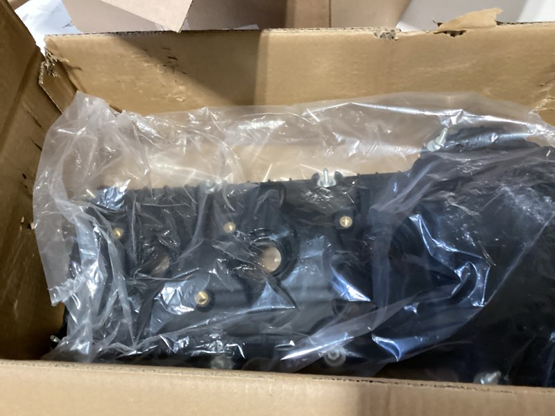 Condition photo showing New/Like New for right engine valve cover for ford 11-19 explorer 15-17 f-150 11-18 edge 3.5l with gasket set replace# br3z6582g, br3z6582u, br3z-6582-g, br3z6582v