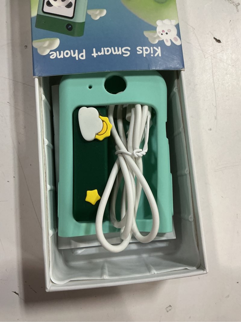 Condition photo showing Good Condition for kids smart phone ,christmas birthday gifts for boys and girls ages 3-8,2.8'touchscreen toddler learning toy cell phone with rotating camera,story phones for kids , music player,32g sd card-green