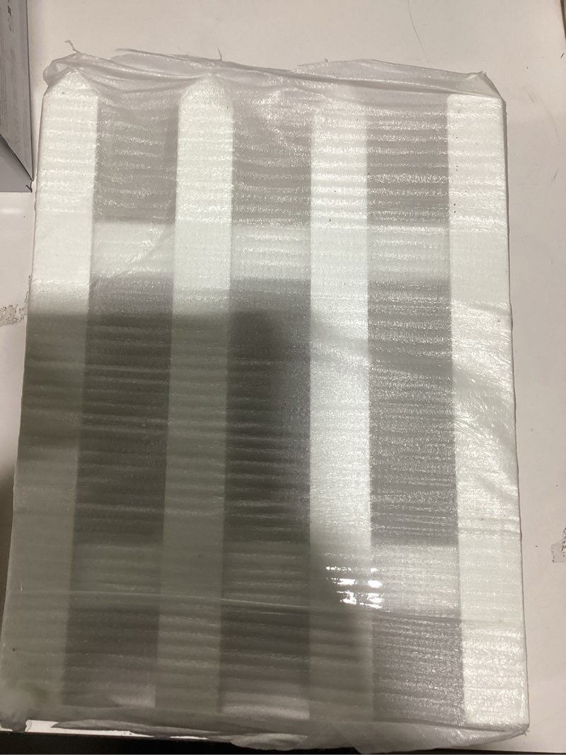 Condition photo showing New/Like New for ANVAVO 12 Pack Thick Christmas Tree Fence White Wooden Picket Fence Tree Fences Decorations for Kids Pet Dogs Xmas Wedding Party Decor Miniature Home Garden Border Lawn Edge Fences, 15.7 x 12 Inch 12 15.7 x 12 Inches