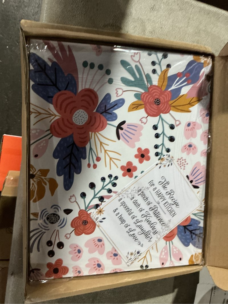 Condition photo showing Good Condition for 3 Ring Recipe Binder 8.5" x 11" Recipe Book Recipe Binder Kit with 60 Printed Recipe Cards 4'' x 6'', 8 Category Dividers to Write in Your Recipes, Unique Gifts for Women (White)