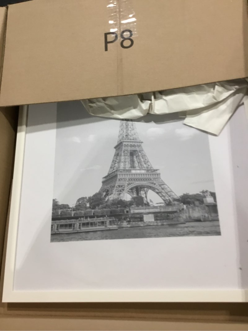 Condition photo showing Good Condition for upsimples 16x20 Picture Frame, Display Pictures 11x14 with Mat or 16 x 20 Without, Wall Hanging Poster Frame, White, 1 Pack White 16x20