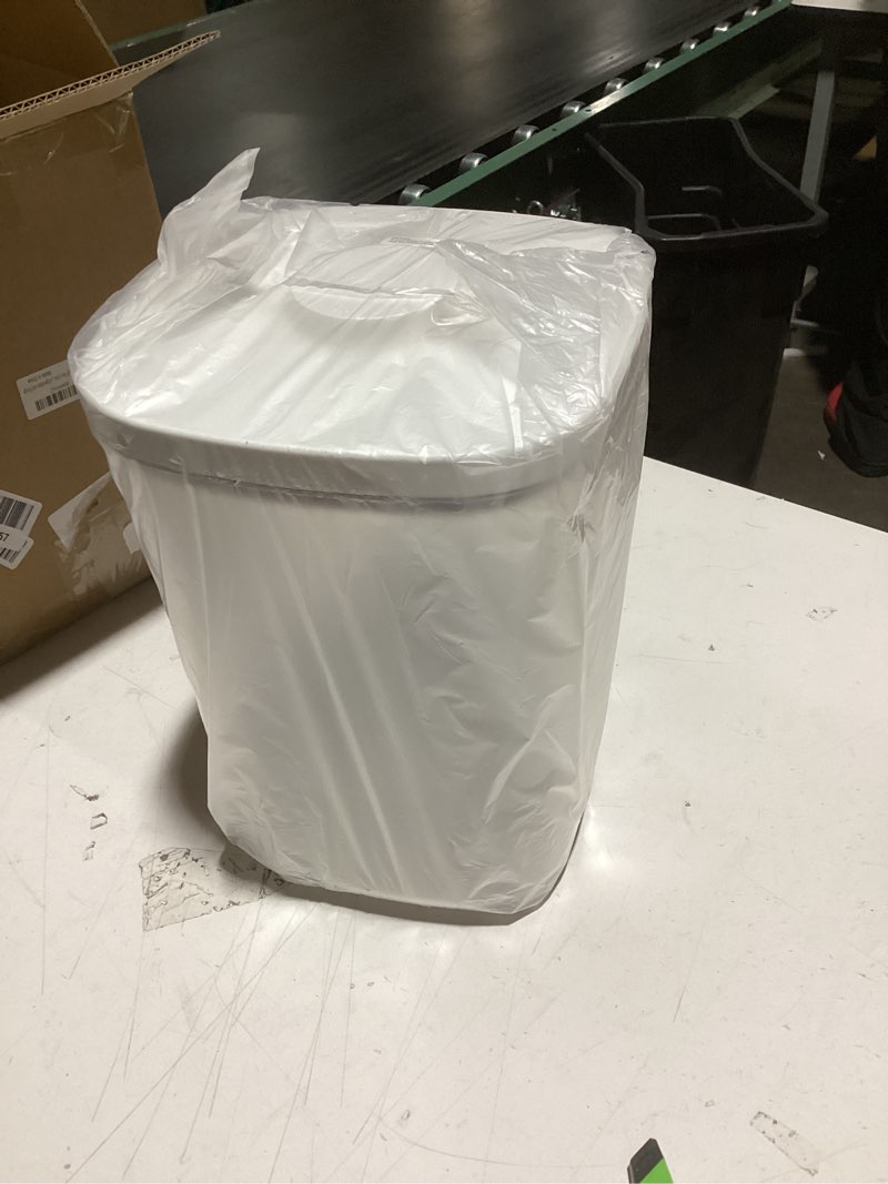 Condition photo showing Good Condition for Airtight Rice Container 20 Lbs, Clear PET Plastic Food Storage Container Bin For Flour Sugar, Dry Food Holder with Easy Locking Lid for Kitchen Pantry Organization and Storage 10.56Qt-Square