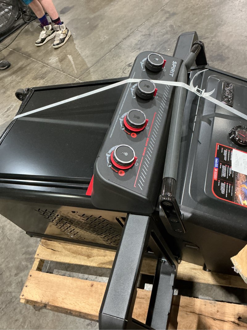 Condition photo showing Good Condition for weber spirit stealth matte black 4 -burner liquid propane gas grill