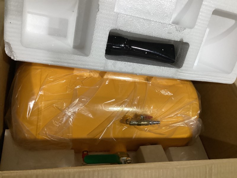 Condition photo showing Good Condition for 2.1 gallon / 8l air tire bead seater 116 psi blaster tool seating tire inflator with gauge car truck atv tractor tank heavy duty (black) 2.1 gallon black
