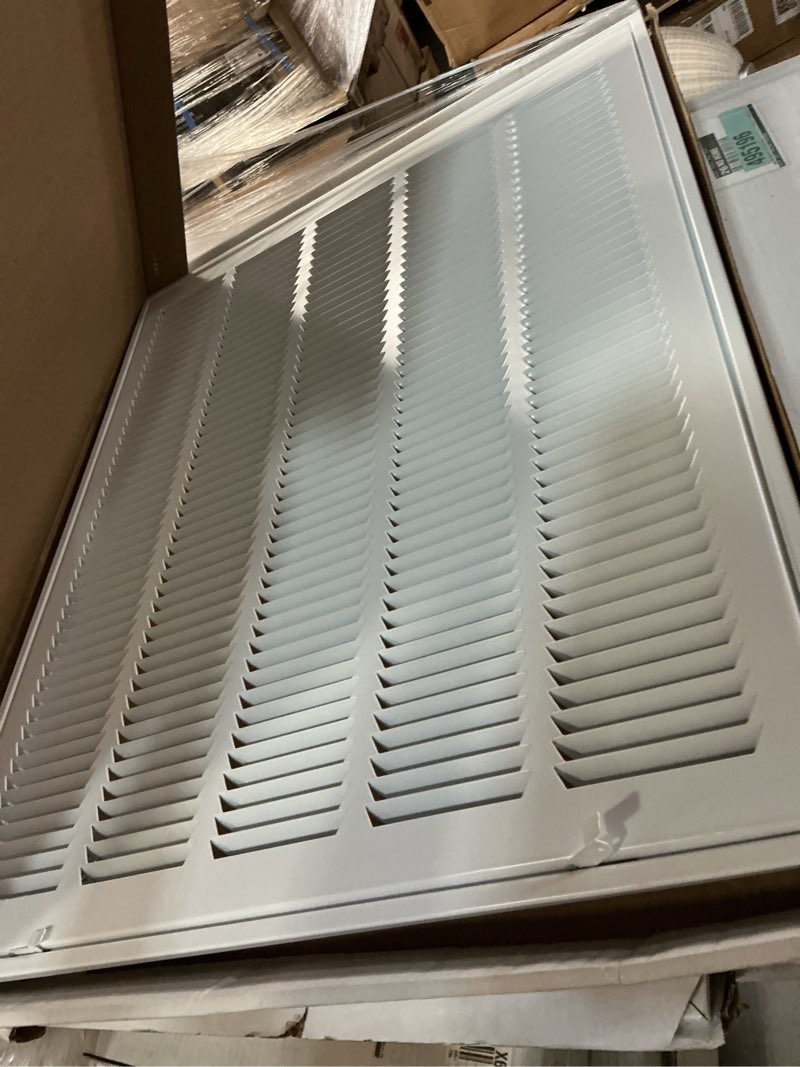 Condition photo showing Good Condition for everbilt 20 in. x 25 in. steel return air filter grille in white