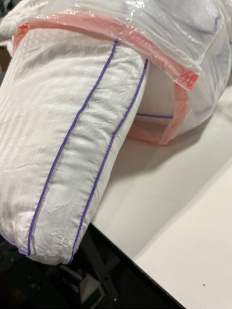 Condition photo showing As Is for SLEEPDIARY King Size Pillows Set of 2,Hotel-Quality Bed Pillows with Zipper for Adjustable Loft, Machine Washable, Down Alternative Filling for Back, Side & Stomach Sleepers, White King (U.S. Standard) White 2