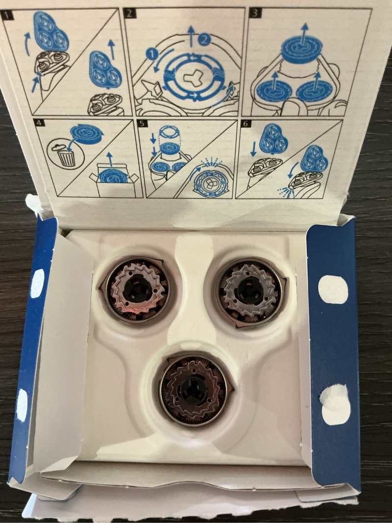 Condition photo showing As Is for philips replacement head for series 5000 shavers, sh50/52 3 count (pack of 1)