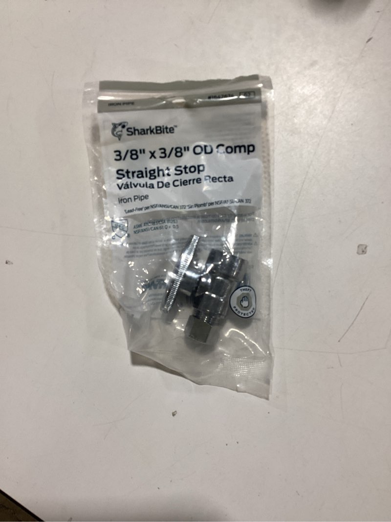 sharkbite 3/8-in fip x 3/8-in od compression brass quarter turn stop straight valve