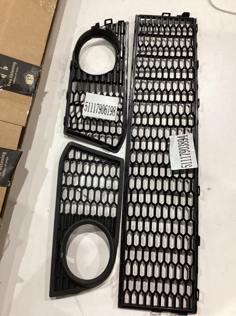 Condition photo showing Good Condition for 3pcs front bumper center lower grille and fog lamp bezel grille with 51117903894 replacement number for 5 series f10 2011 to 2013