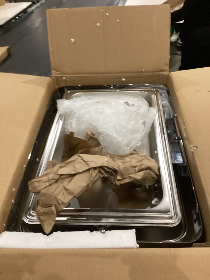 Condition photo showing Good Condition for 9qt roll top chafing dish buffet set, stainless steel chafer with full size food pan, durable alloy hinge, commercial chafing dish for catering, parties & weddings