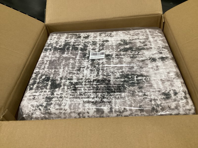 Condition photo showing Good Condition for ILANGO 8x10 Modern Area Rug for Living Room Ultra Soft Machine Washable Lightweight Kid & Pet Friendly Stain Resistant Non-Shedding Large Carpet for Bedroom Dining Room Home Office Mat Modern | Grayish Purple 8' x 10' (8'×10')