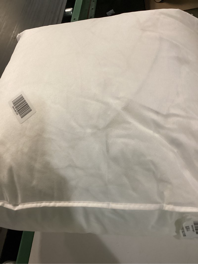 Condition photo showing New/Like New for all-season premium down alternative comforter, king/cal king, white
