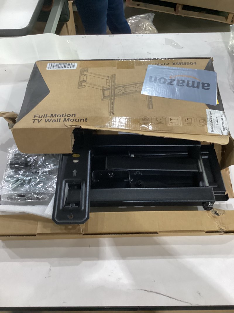 Condition photo showing Good Condition for usx mount swivel tv wall mount for 26-60 inch tvs up to 80 lbs, single articulating arm, full motion tv wall mount bracket with swivel and tilt, max vesa 400x400mm 26-60" full motion tv mount