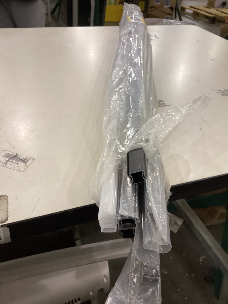 Crestron HD-RX-4KZ-101 DM Lite 4K60 4:4:4 Receiver.  