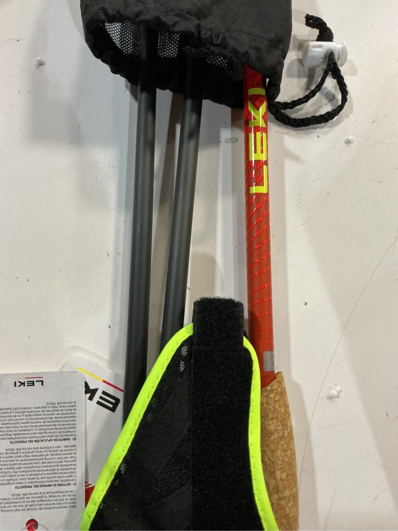 Condition photo showing Good Condition for LEKI Ultratrail FX.One Superlite Trekking Poles - Carbon Foldable Ultralight Poles for Hiking & Trail Running 125 cm Red-Yellow-Carbon