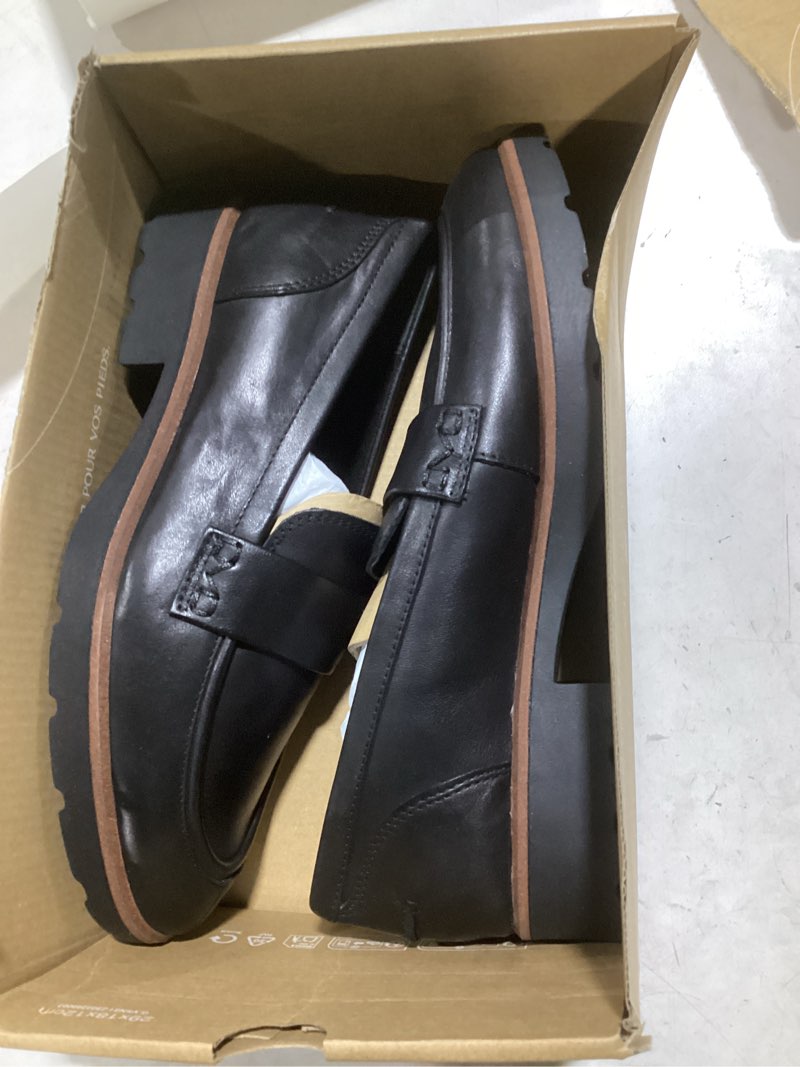 Condition photo showing New/Like New for Vionic Womens Cleo Loafer 8.5 Black Tumble Leather