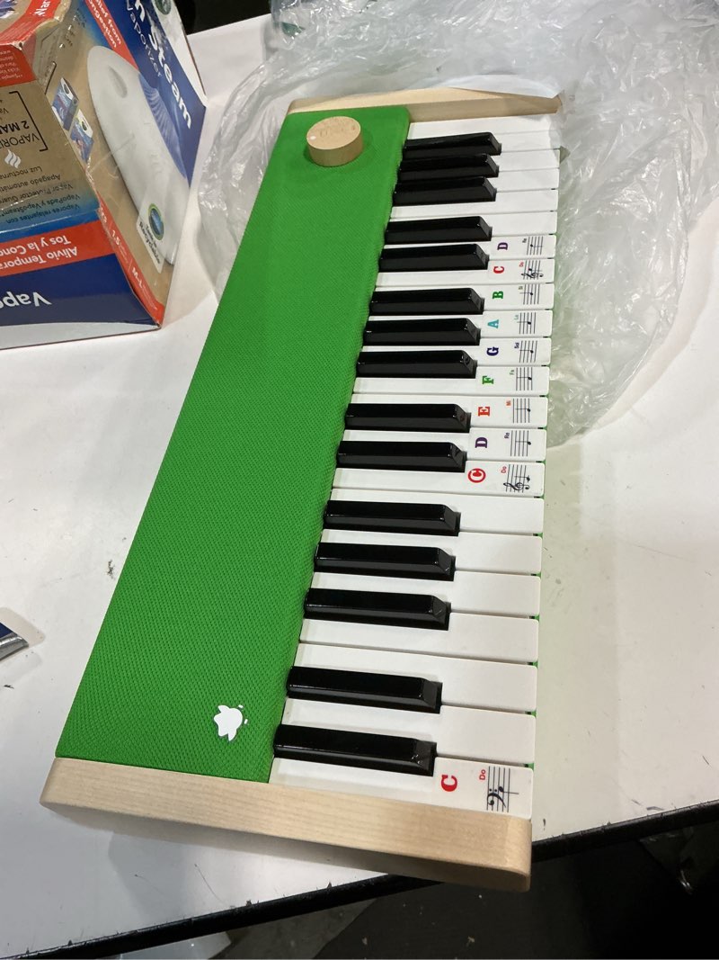 Condition photo showing Good Condition for Loog Digital Piano - Portable Keyboard for Beginners with Musician Grade Sound, MIDI Over USB-C Rechargeable Musical Educational Instrument (Loog x Duolingo piano)