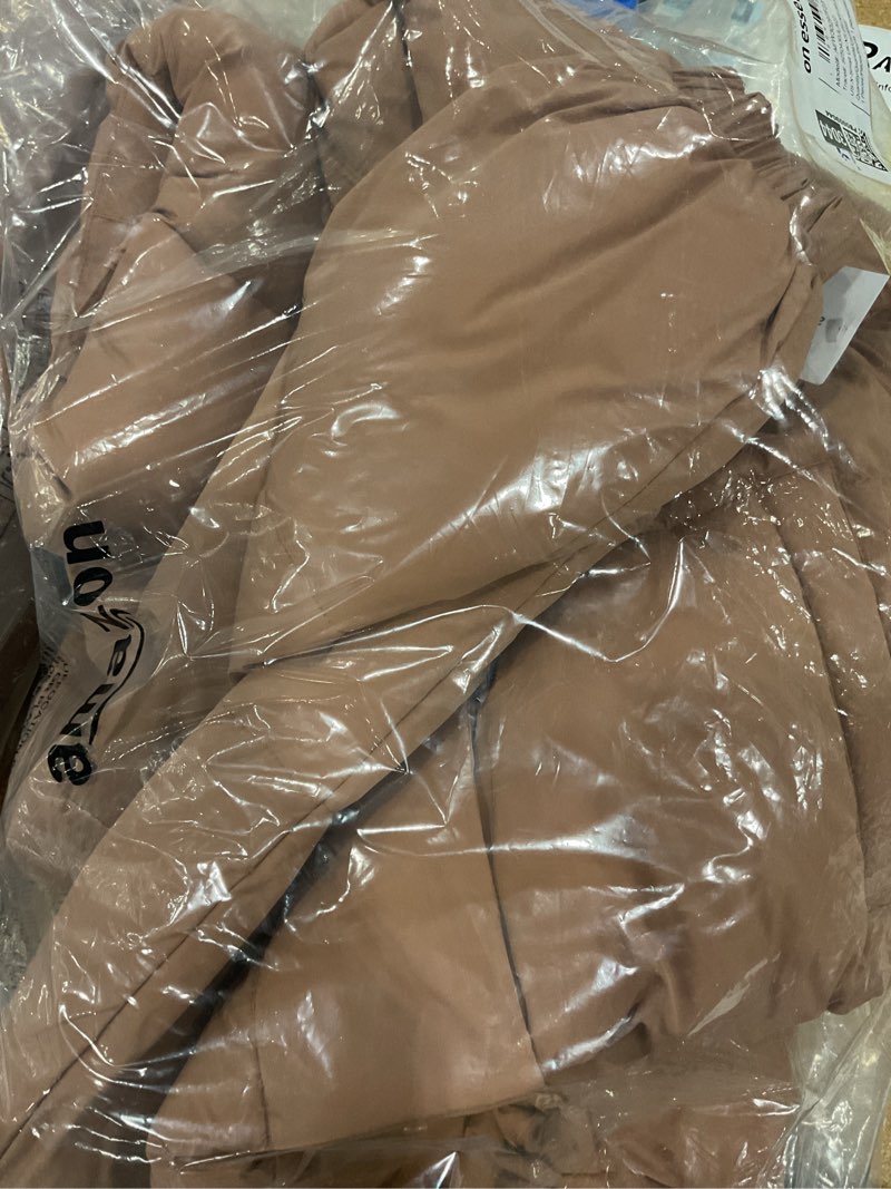 Condition photo showing New/Like New for gihuo women's winter puffer jacket cropped lightweight zip up padded coat oversized stand collar short quilted jackets small khaki