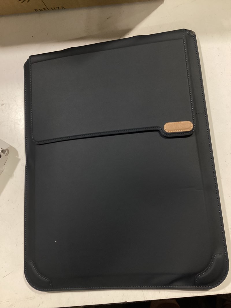 Condition photo showing Good Condition for nillkin 16 inch laptop sleeve with handle (4-in-1), 2 stand modes, macbook sleeve with adjustable stand & mouse pad, slim laptop case 16 inch for samsung/surface/hp/chromebook/dell 13-16'', black black 13-16 inch