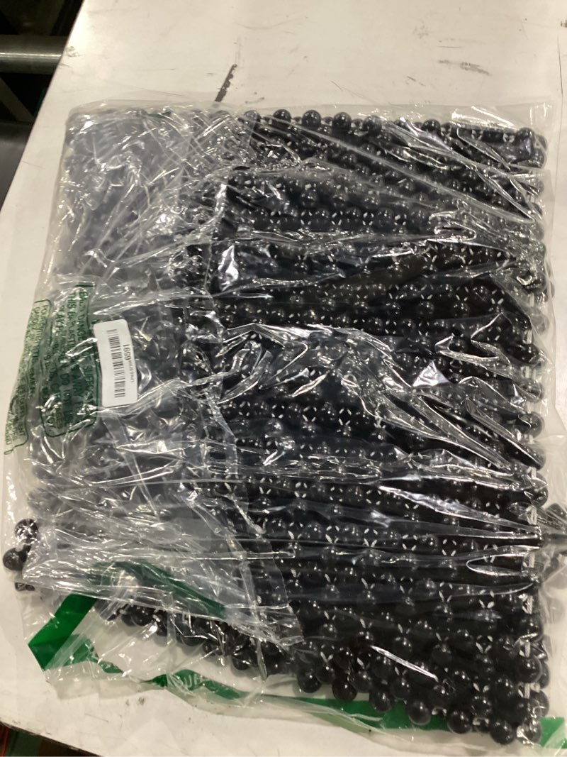 Condition photo showing Good Condition for beaded weighted blanket