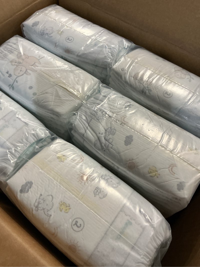 Condition photo showing New/Like New for pampers swaddlers diapers, size 2 (10-22 lbs), 186 count, absorbent, keeps baby dry and comfortable, skin safe disposable baby diaper (packaging may vary) size 2 186