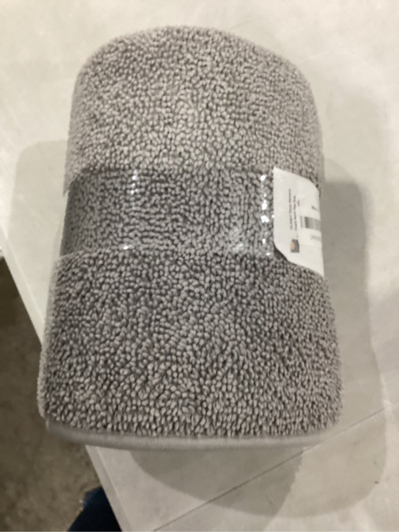 Condition photo showing New/Like New for OLANLY Thick Memory Foam Bath Mat Rug 30x20, Extra Soft Absorbent Bathroom Rug, Quick Dry Bath Mats, Non-Slip, Machine Washable Carpet for Bathroom, Tub and Shower, Home Decor Accessories, Light Grey 30" x 20" Light Grey