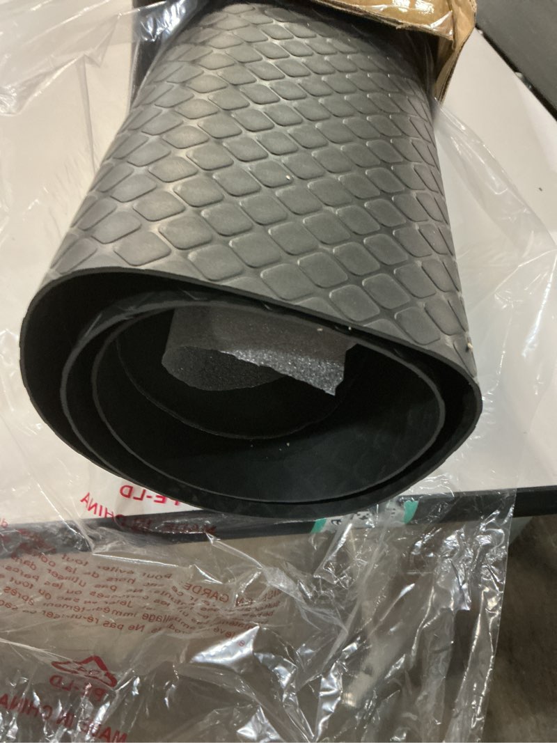 Condition photo showing Good Condition for OmySalon 3ft x 4ft x 1/2inch Thick Salon Mat for Hair Stylist Anti Fatigue, Barber Floor Mat with Round Base, Hairdress Standing Matt Beauty Spa Barbershop Hairdressing Equipment Semi-Circle 3'x4'x1/2''