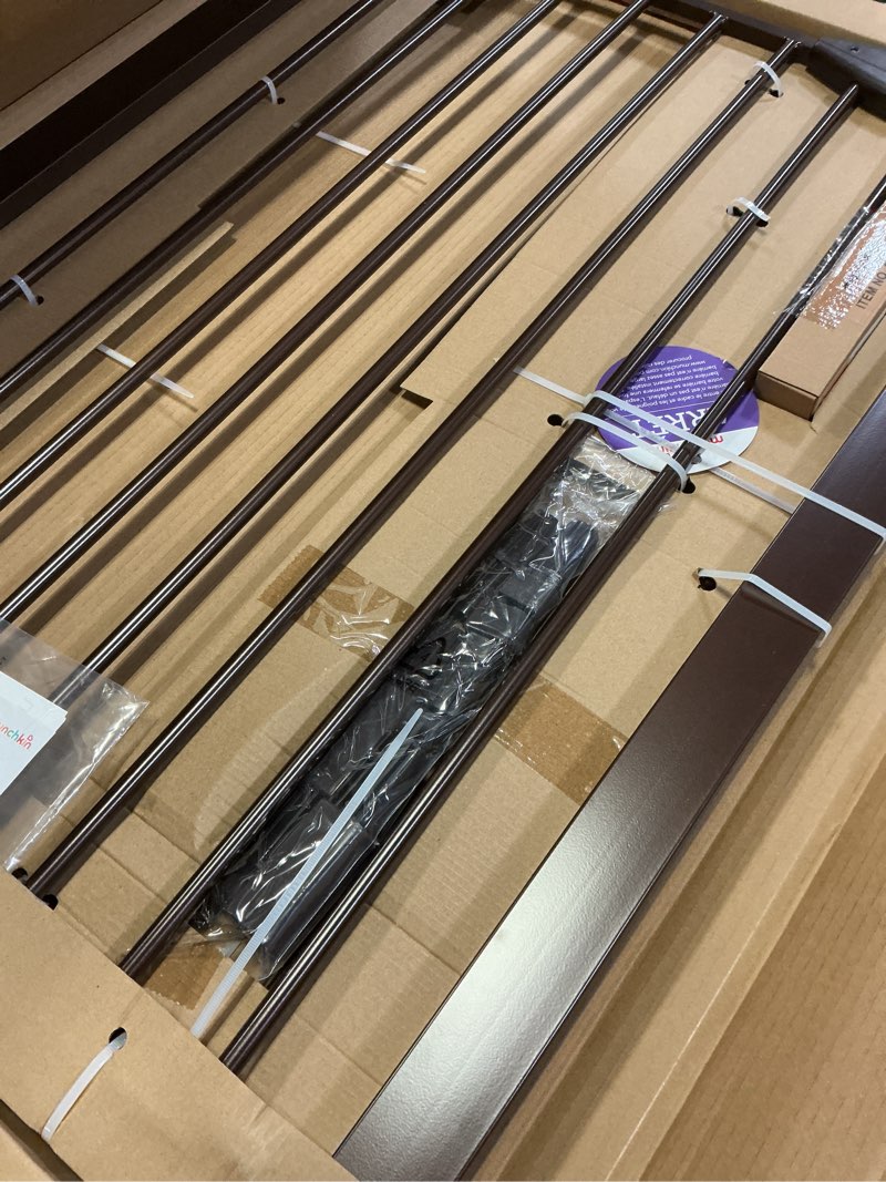 Condition photo showing Good Condition for Munchkin® Easy Close XL™ Pressure Mounted Baby Gate for Stairs, Hallways and Doors, Walk Through with Door, 29.5" - 51.6" Wide, Metal, Bronze