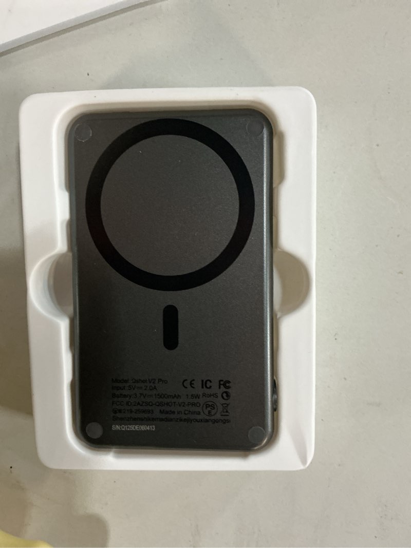 Condition photo showing Good Condition for 7ryms qshot v2 pro selfie monitor screen for iphone & android, 4k 60fps magsafe back camera monitor with wired/wireless mode, 164ft range, remote control,video monitor for vlog & live streaming-black v2 pro-black