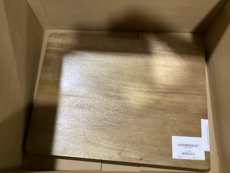 Condition photo showing New/Like New for Large Acacia Wood Cutting Boards for Kitchen, 24 x 18 Inch Extra Large Wooden Cutting Board with Juice Groove, Reversible Butcher Block Cutting Board for Meat and Veggies 24"L x 18"W Boards