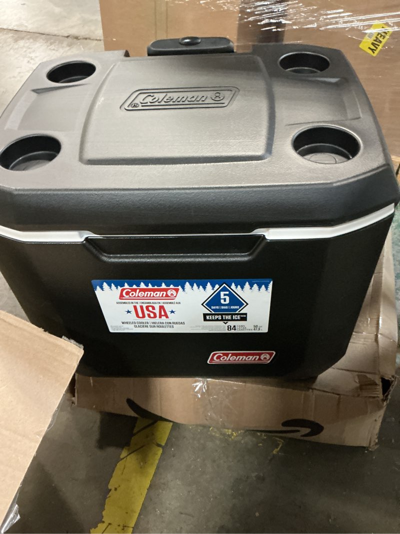 Condition photo showing Good Condition for coleman 50qt xtreme large wheeled cooler w insulated walls wheel