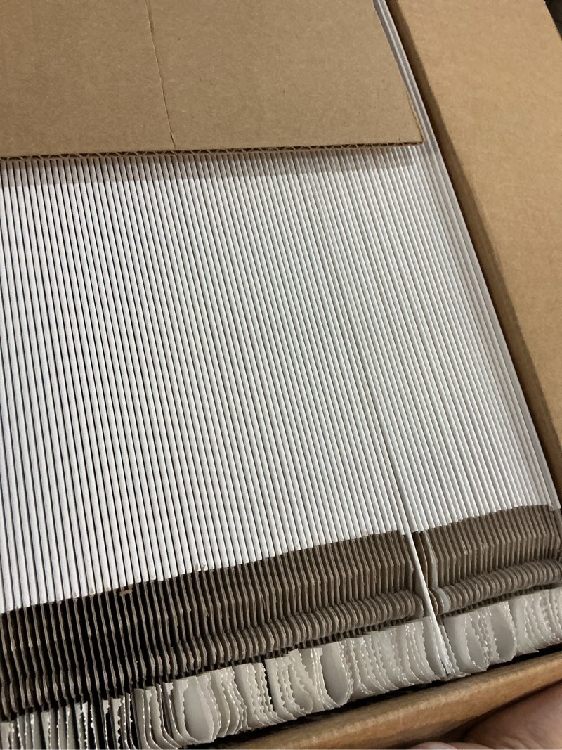 Condition photo showing New/Like New for aviditi 9 3/4 x 12 1/4" stayflats brand rigid flat mailers, white (pack of 100) photo document mailers, peel & seal closure, tear strip easy opening.