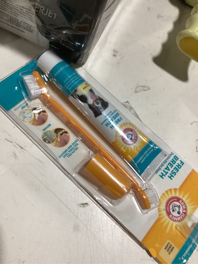 Condition photo showing Good Condition for arm & hammer for pets fresh breath kit for dogs | contains toothpaste, toothbrush & fingerbrush | reduces plaque & tartar buildup | safe for puppies, 3-piece kit, vanilla ginger flavor vanilla ginger 2.5 ounce (pack of 1)